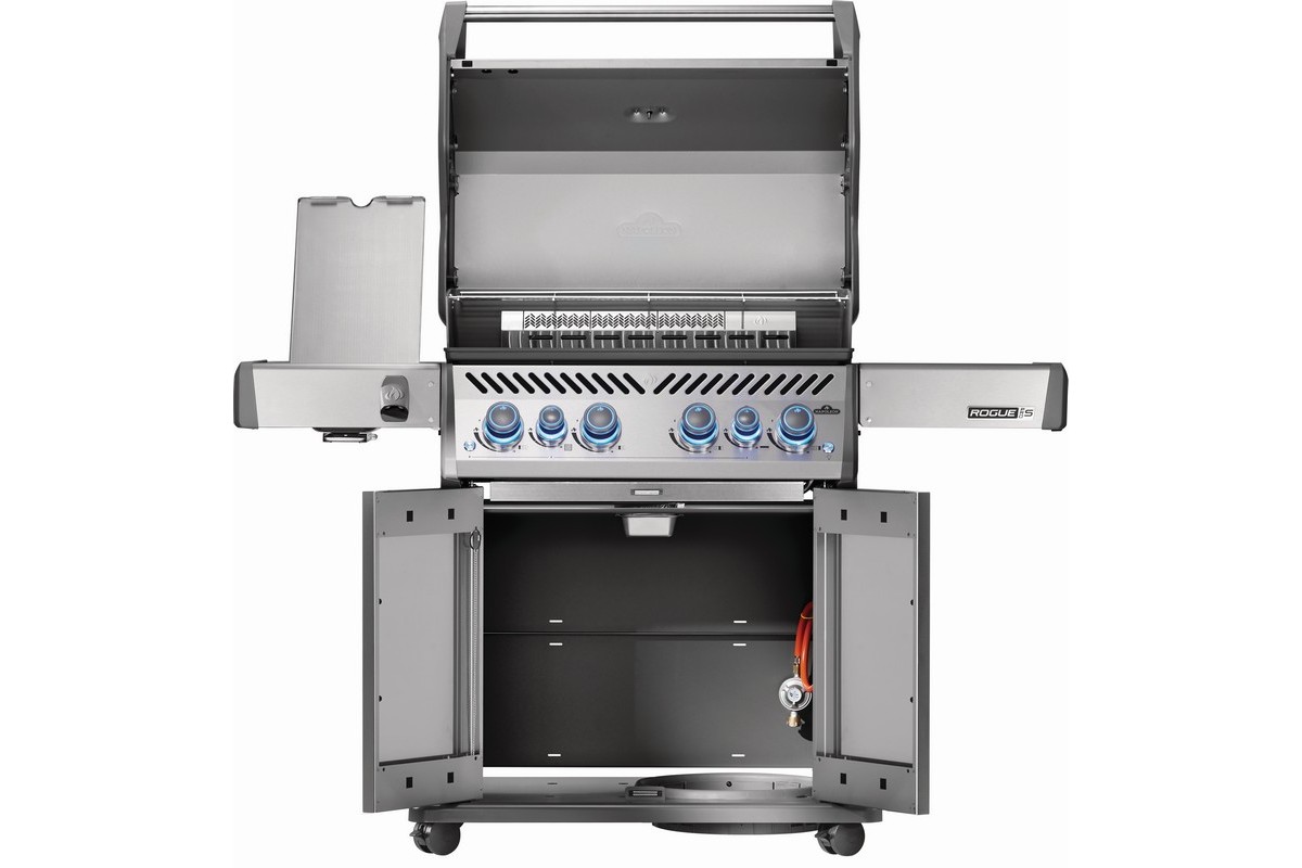 Wnętrze grilla gazowego Napoleon Rogue Pro 625 RPS525RSIBPSS-2